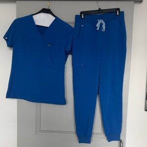 Figs Royal Blue Scrub Set with Jogger Pants size Medium